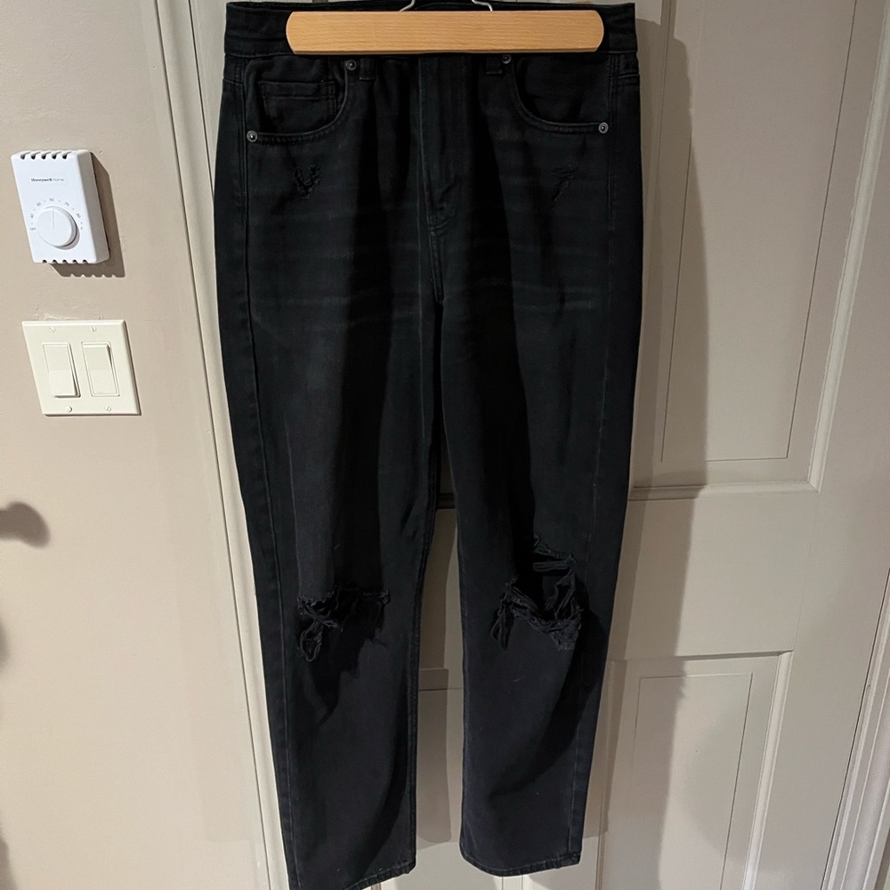 American Eagle mom jeans